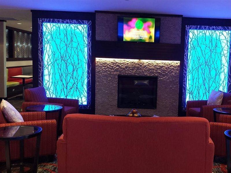 Comfort Suites Uniontown Εξωτερικό φωτογραφία