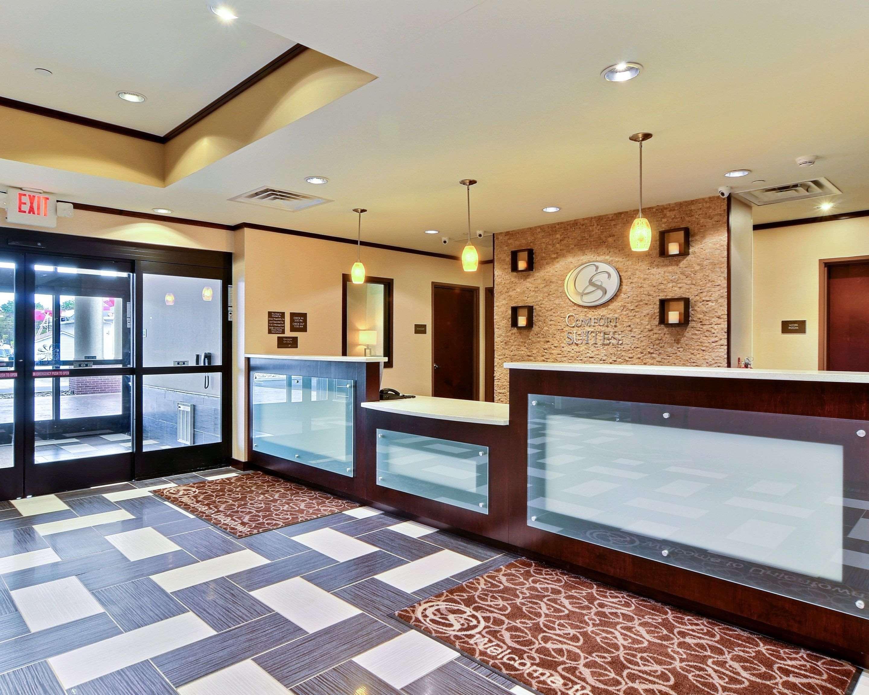 Comfort Suites Uniontown Εξωτερικό φωτογραφία