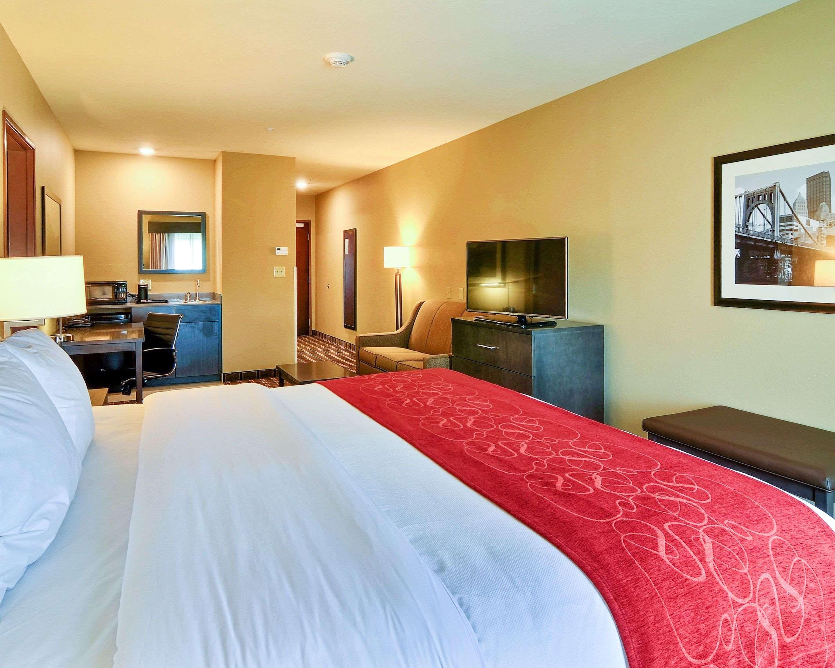 Comfort Suites Uniontown Εξωτερικό φωτογραφία
